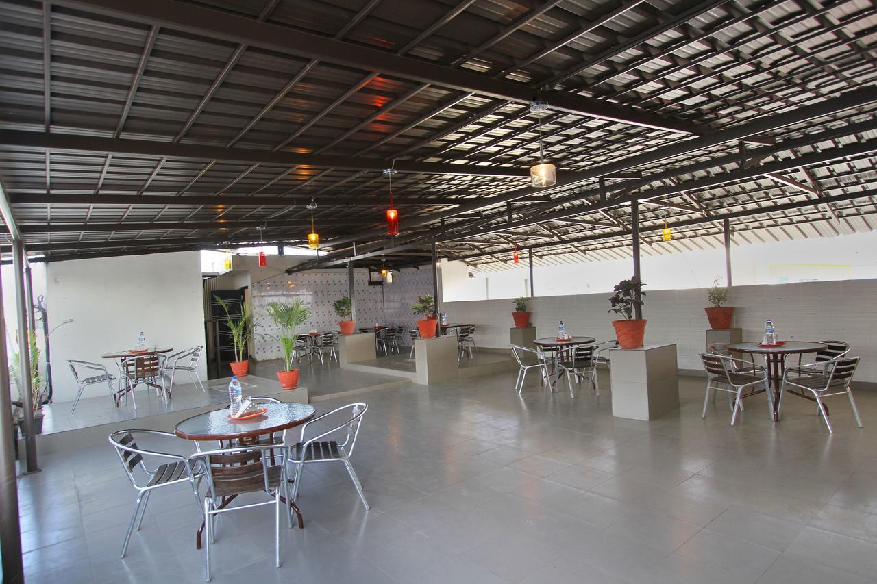 Oyo 7463 Leo Suites Bangalore Extérieur photo