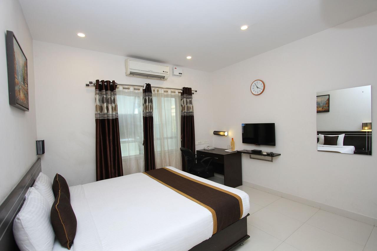 Oyo 7463 Leo Suites Bangalore Extérieur photo